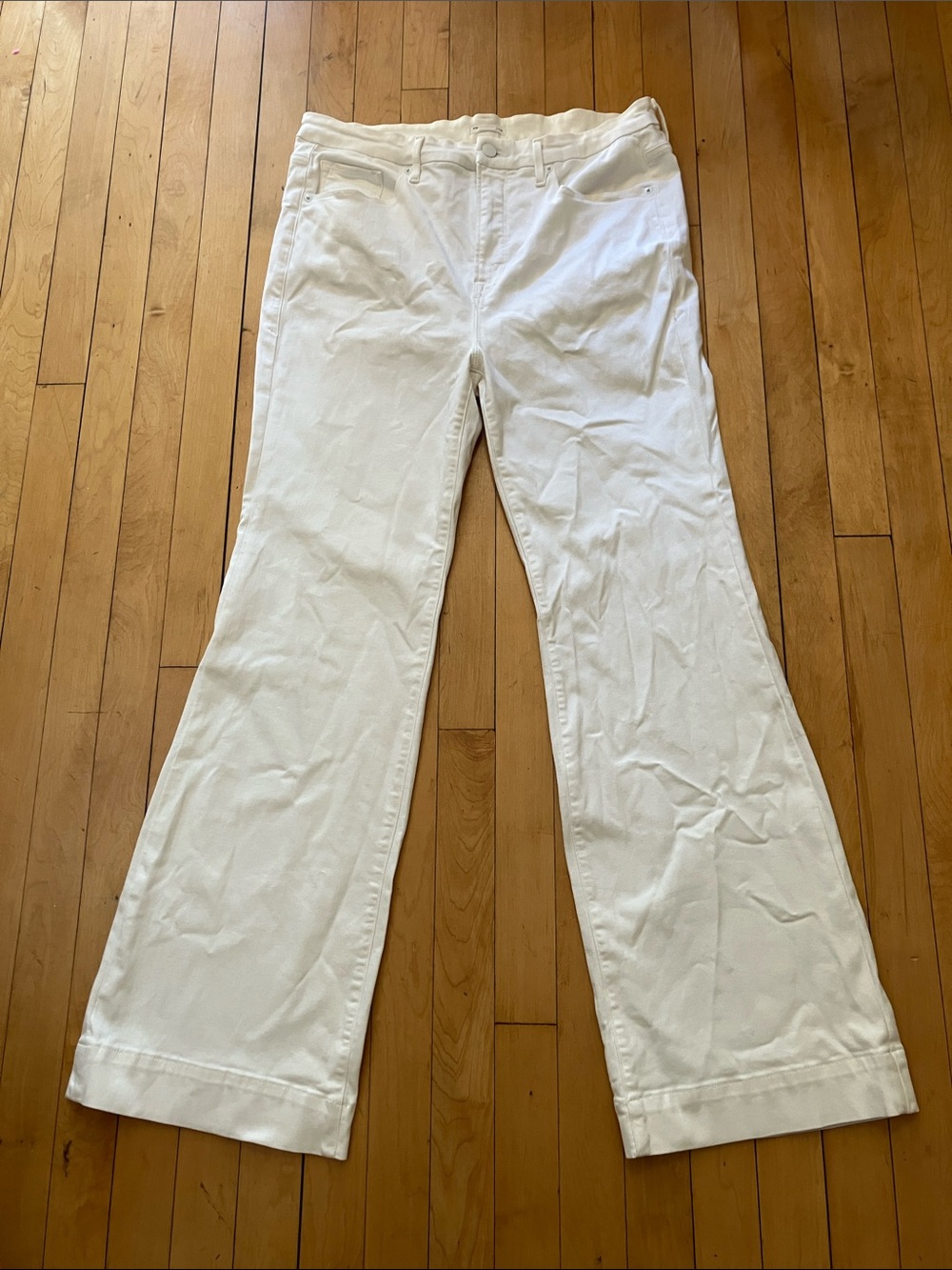 Good American Classic Bootcut Flare White Jeans Size 16